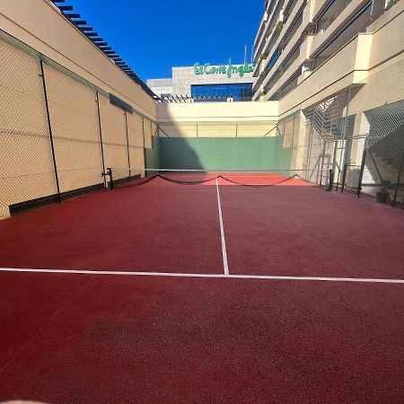 马尔韦利亚Heart Of Puerto Banus Newly Renavated Free Parking , Wifi ,Pool,Gym,Padel Court公寓 外观 照片